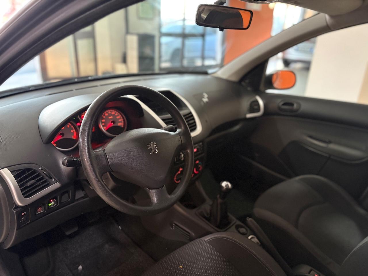 Peugeot 207 1.2 57 CV 5p. GPL