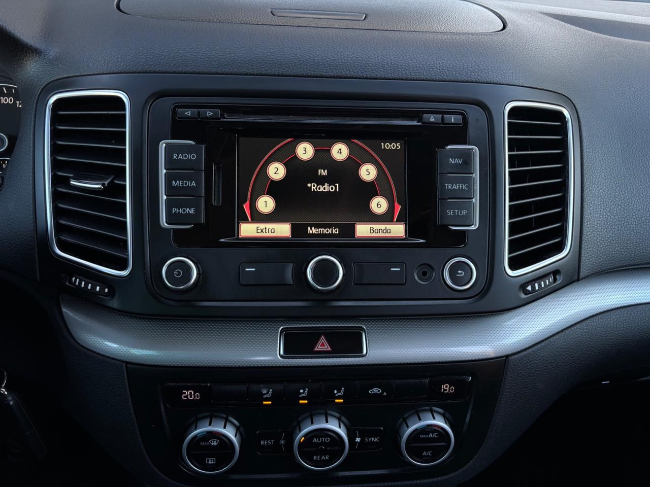 Volkswagen Sharan 2.0 TDI. Garanzia. Neopatentati