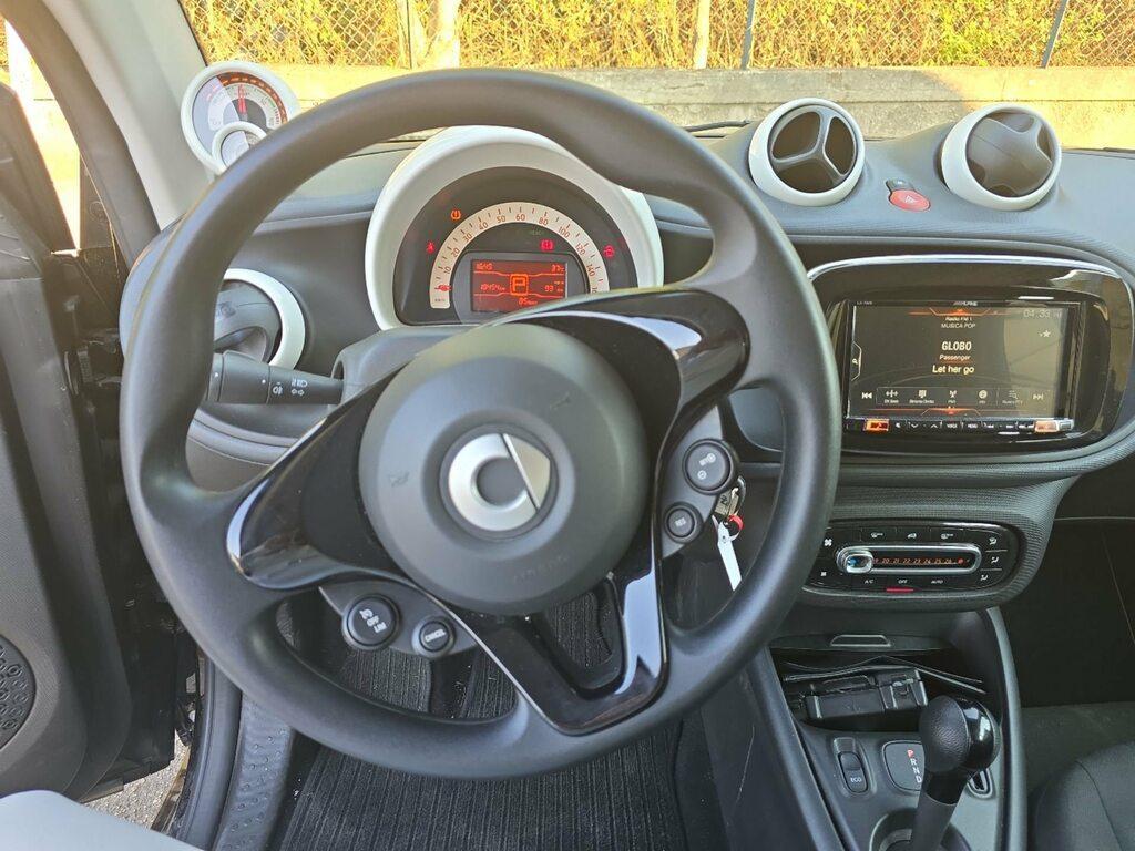 Smart fortwo EQ Pure