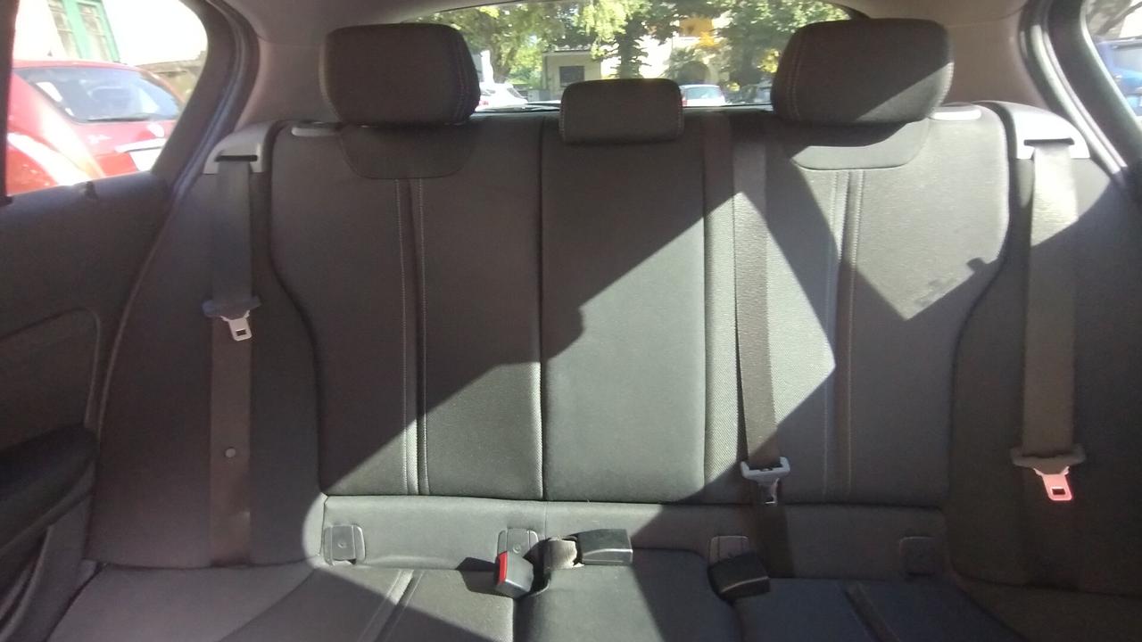 Bmw 116 116d 5p. Efficient Dynamics NEOPATENTATI