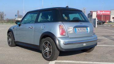 Mini 1.4 tdi One D de luxe