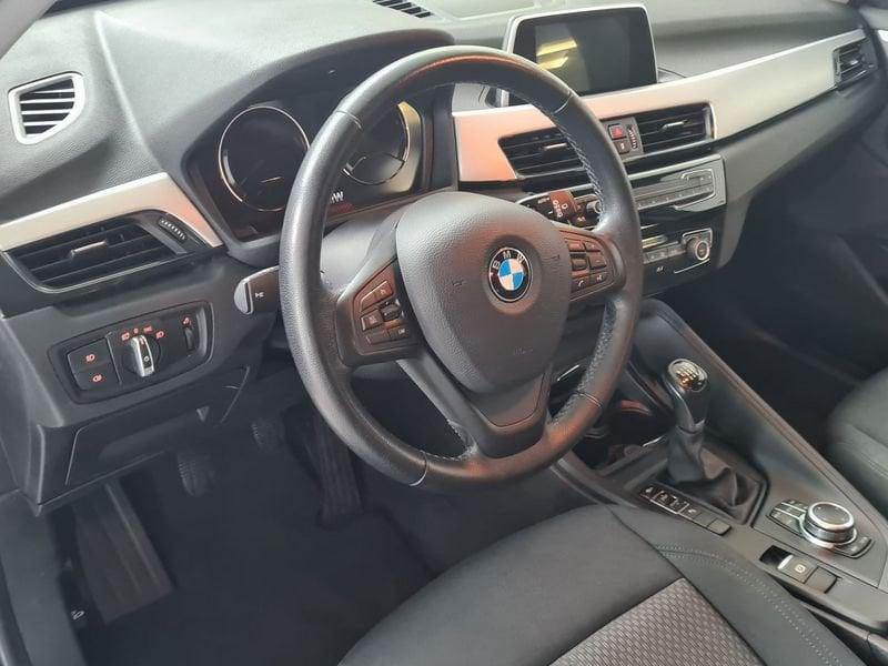 BMW X1 sDrive16d NAVI!PDC!LED!