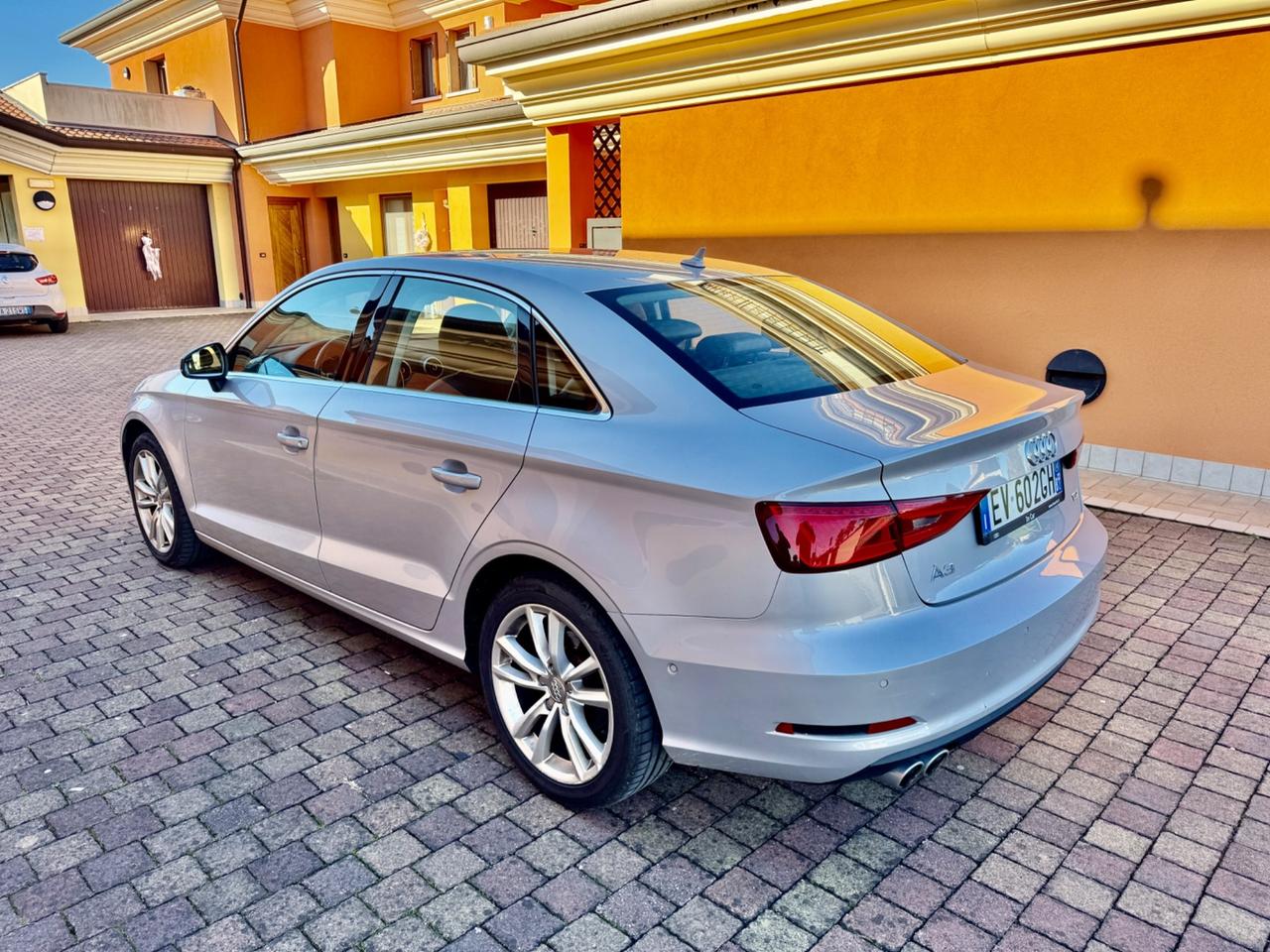 Audi A3 SPB 35 TDI S tronic Business