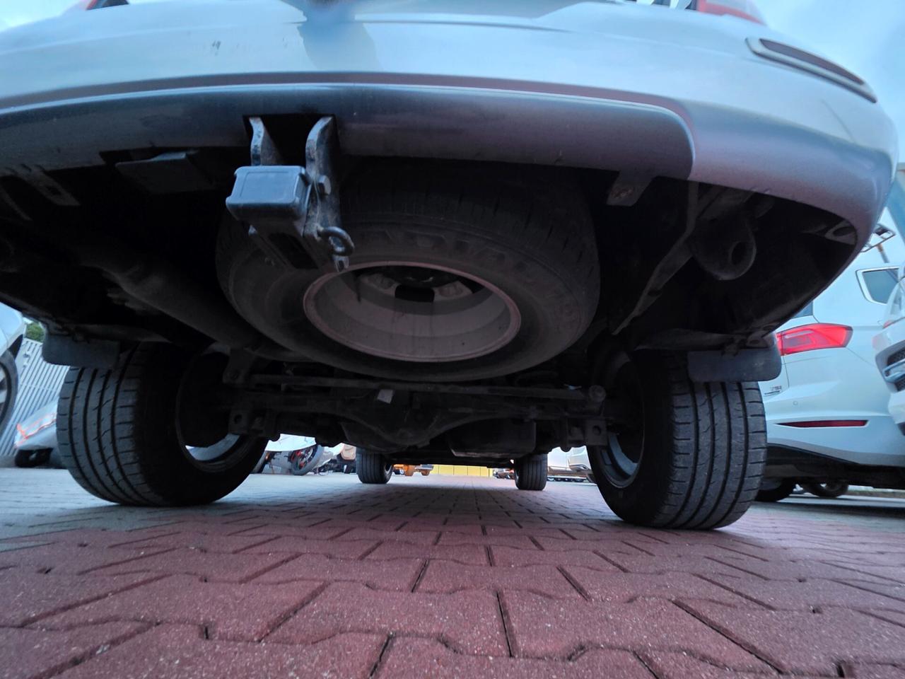 Kia Sorento 2.5D 16V 4x4 gancio di traino