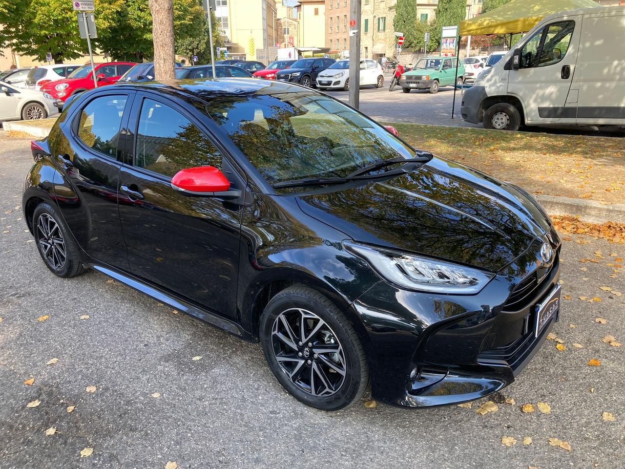Toyota Yaris 1.5 HEV Active #7354