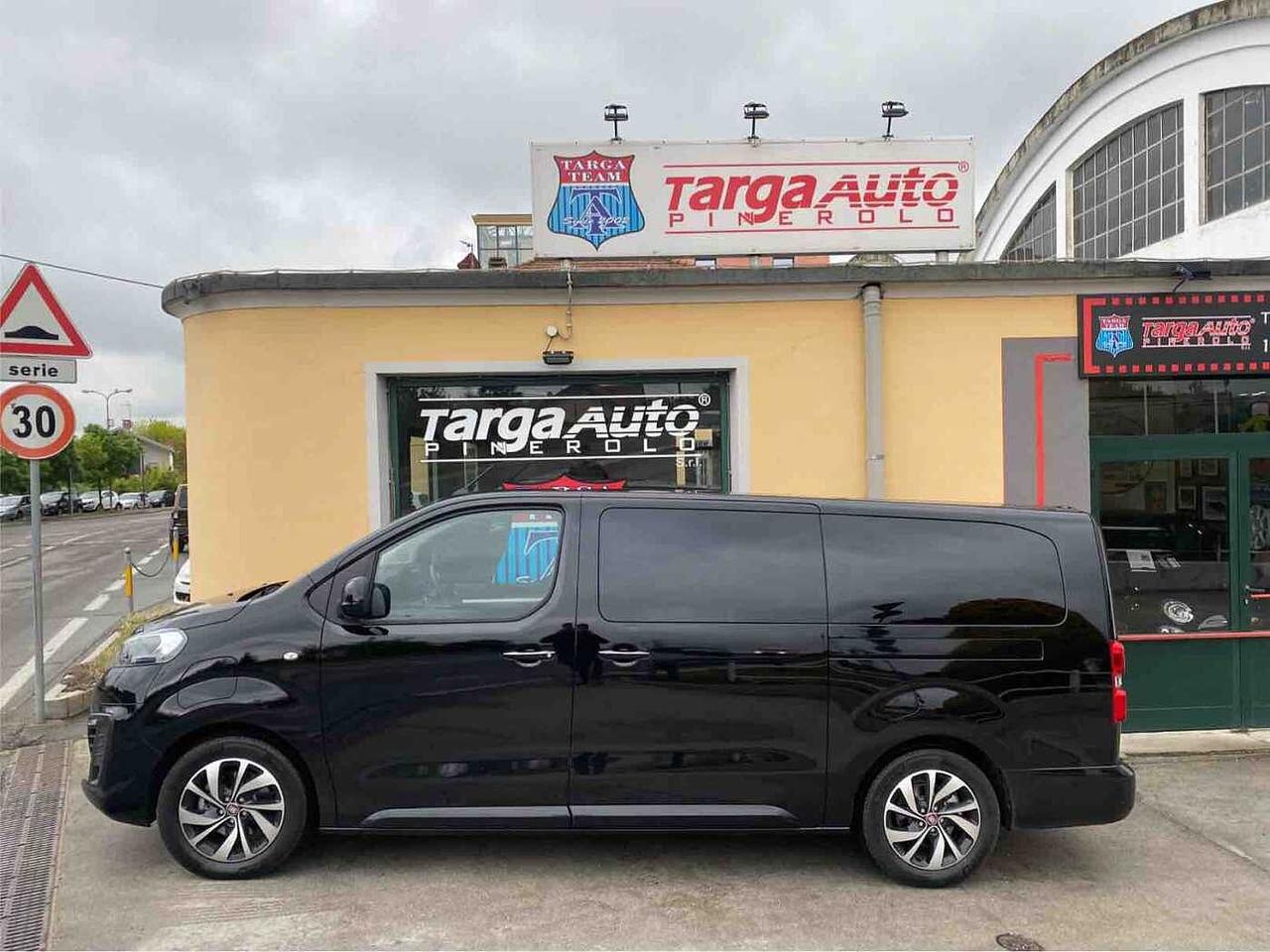 Fiat E-Ulysse 136CV 75kWh Long Lounge