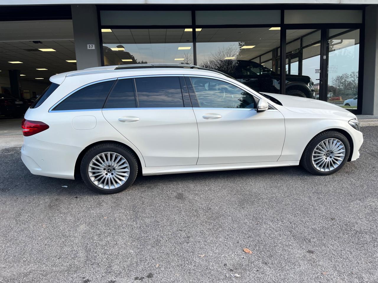 Mercedes C 220 d 170cv AMG 4Matic Auto Premium