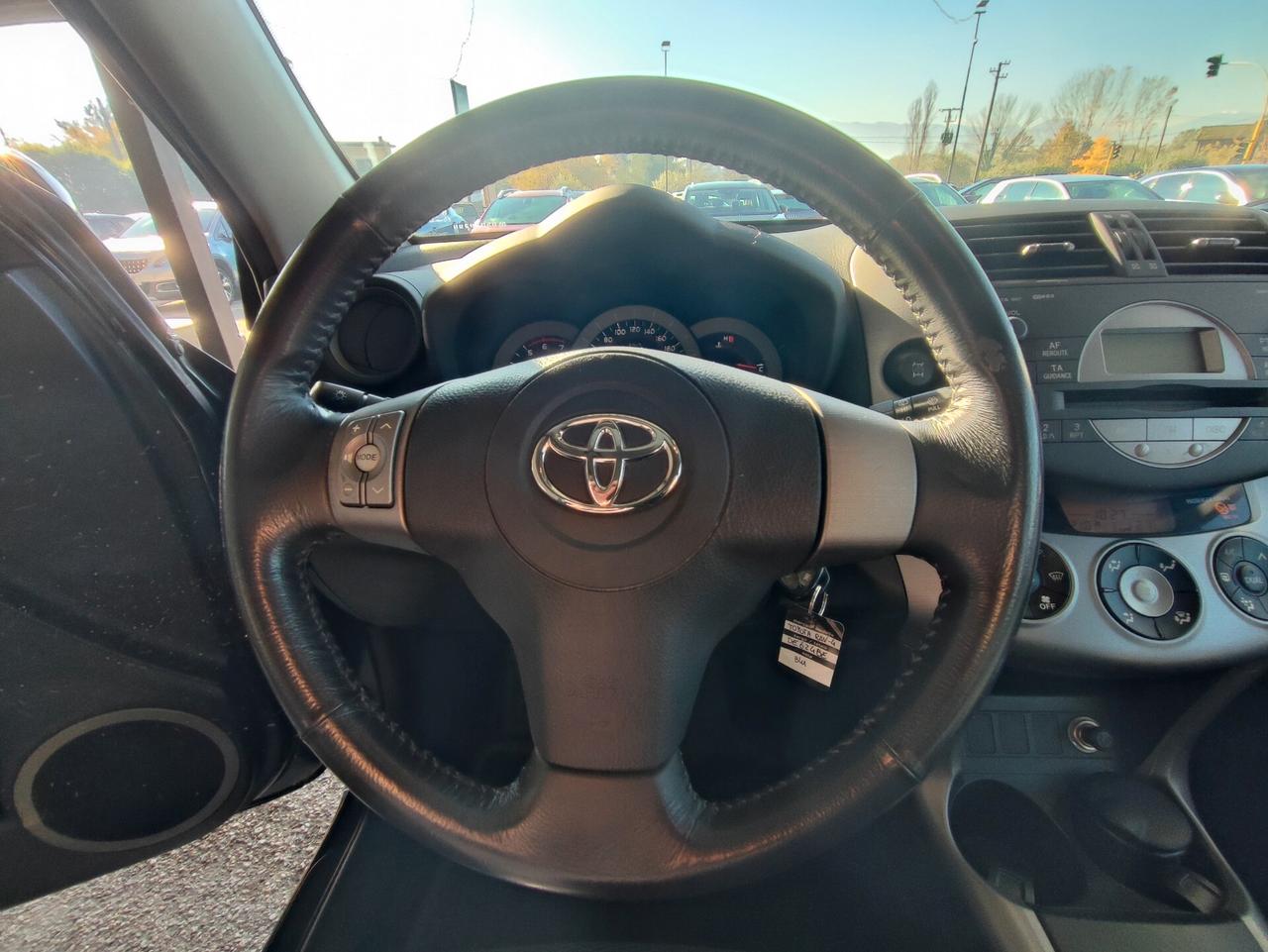 Toyota RAV 4 RAV4 2.2 D-4D 136 CV Luxury