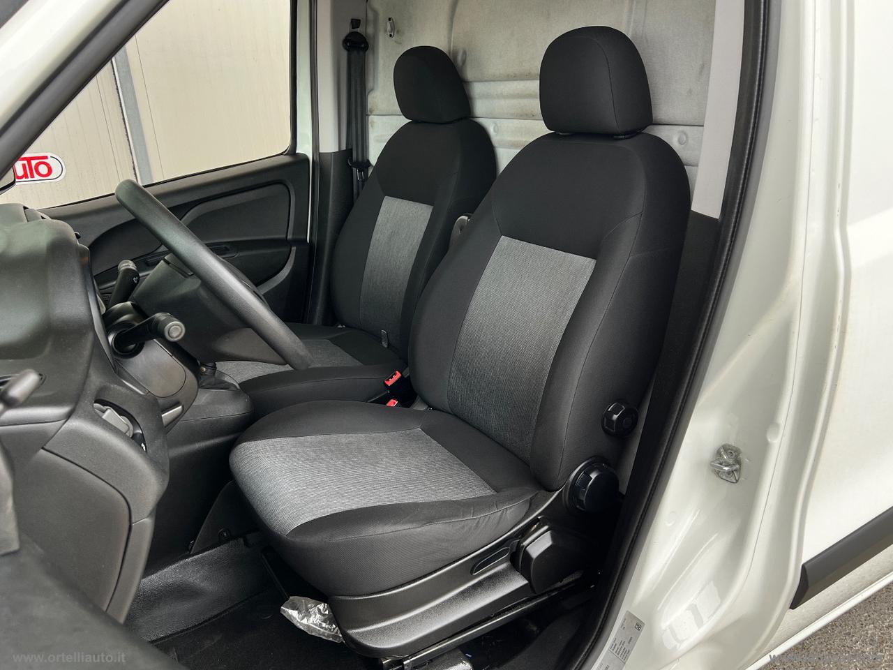 Doblò 1.6MJT 105 PL-TN Cargo Maxi Lam.SX