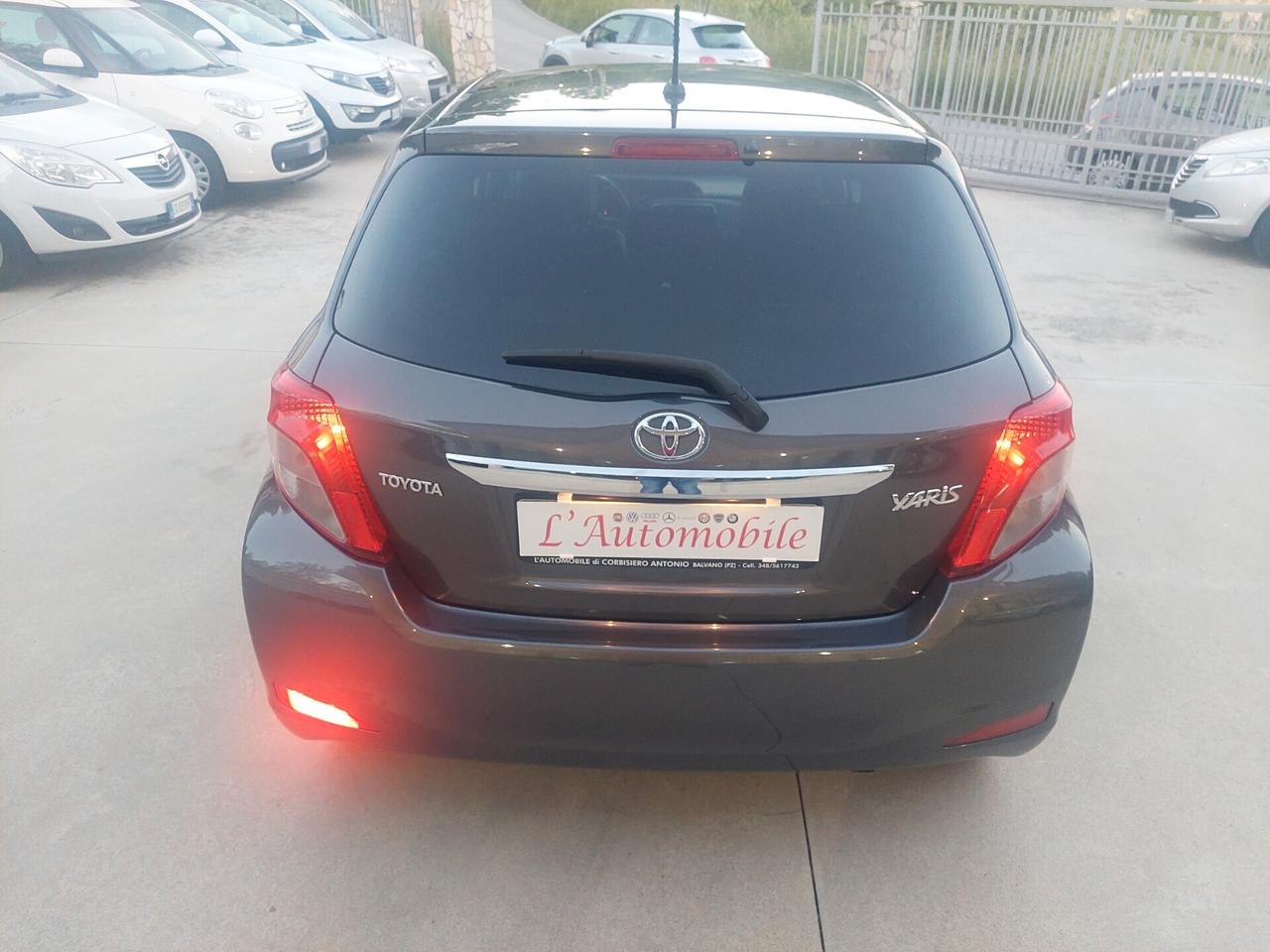 Toyota Yaris 1.4 D-4D 5 porte 90cv TETTO