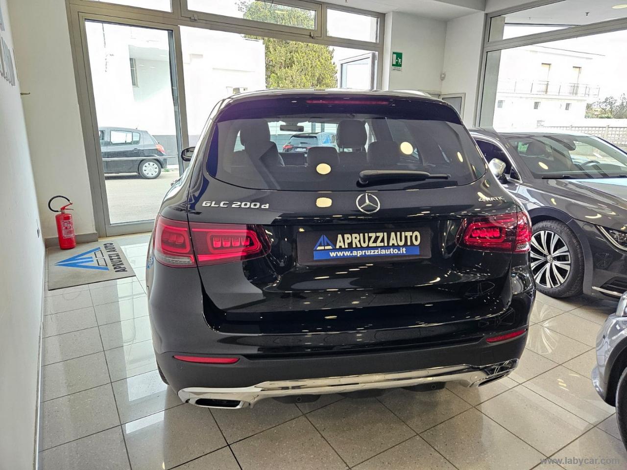 MERCEDES-BENZ GLC 200 d 4Matic Sport