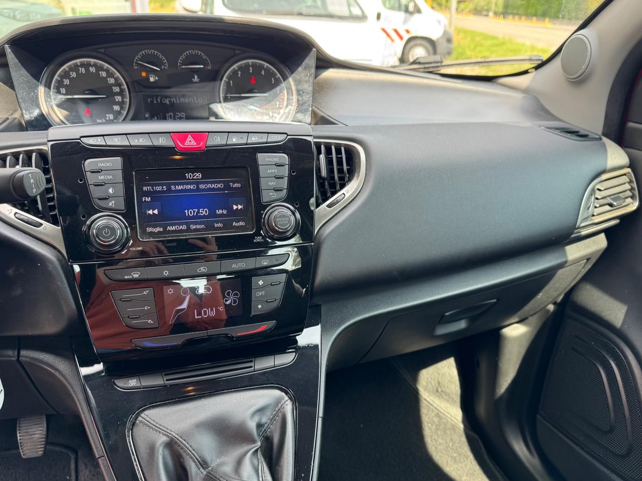 Lancia Ypsilon 1.2 69 CV 5 porte GPL Ecochic Gold