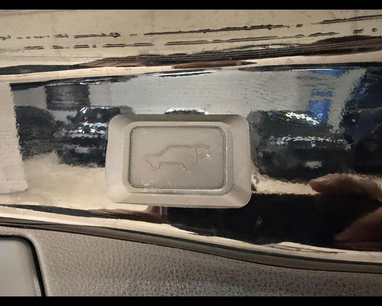 TOYOTA RAV4 5ª serie - RAV4 2.5 PHEV (306CV) E-CVT AWD-i Style+