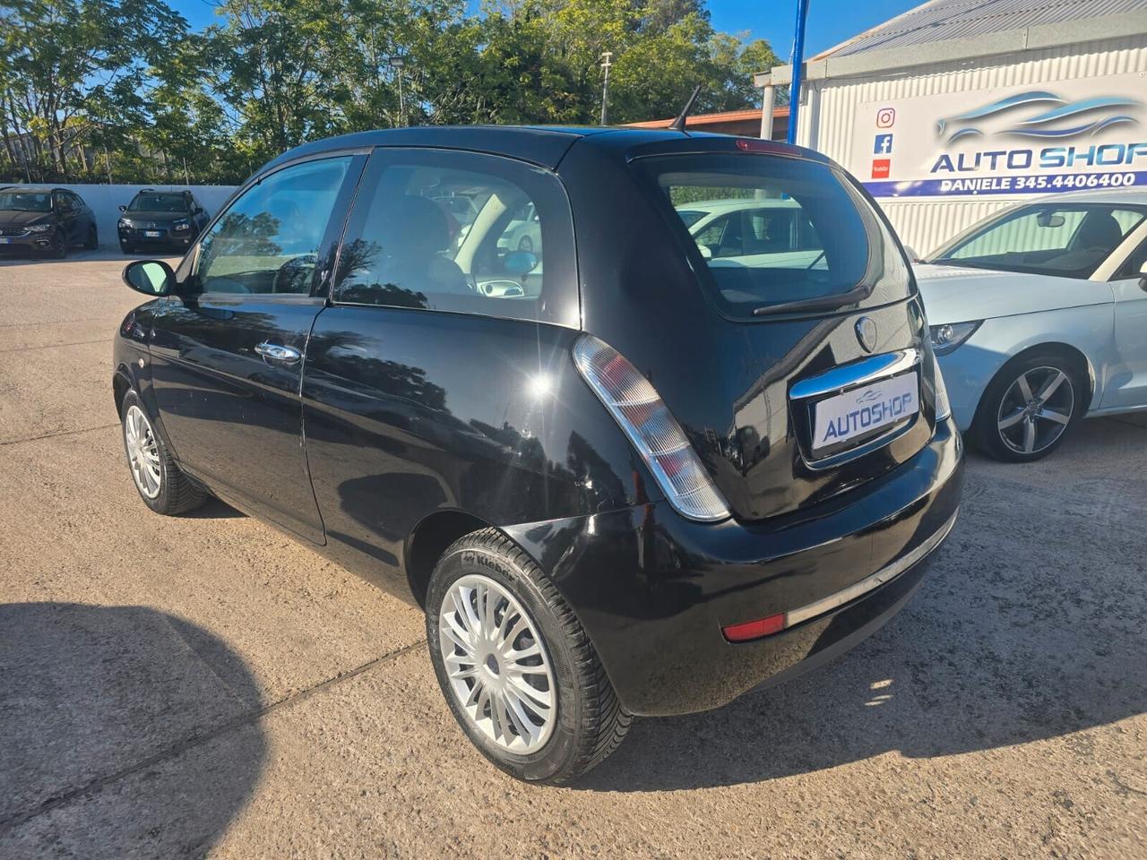 Lancia Ypsilon 1.2 Argento