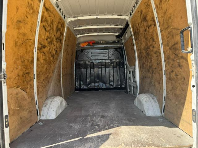 IVECO Daily 35S12V 2.3 HPT PM-SL-TM Furgone