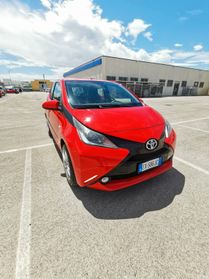 Toyota Aygo 1.0 VVT-i 69 CV 5P. x-cool 2014