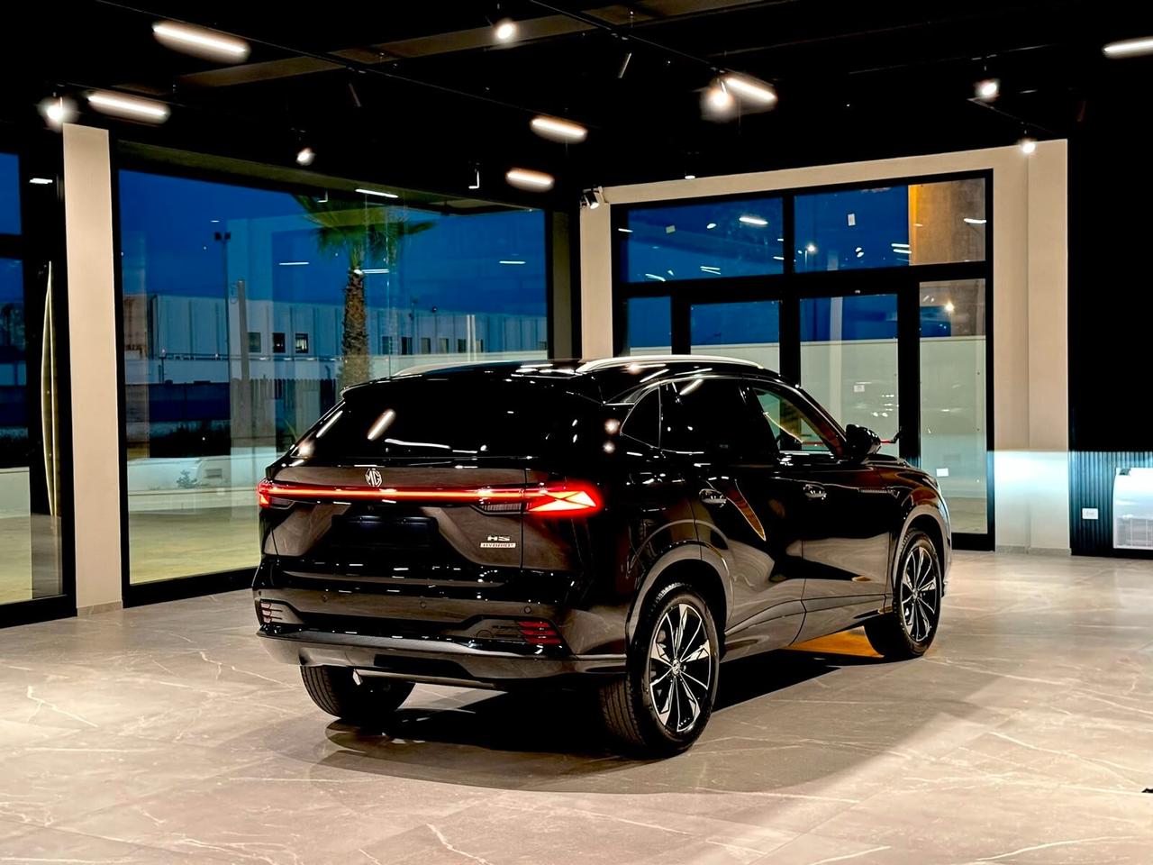 MG HS Hybrid+ Luxury