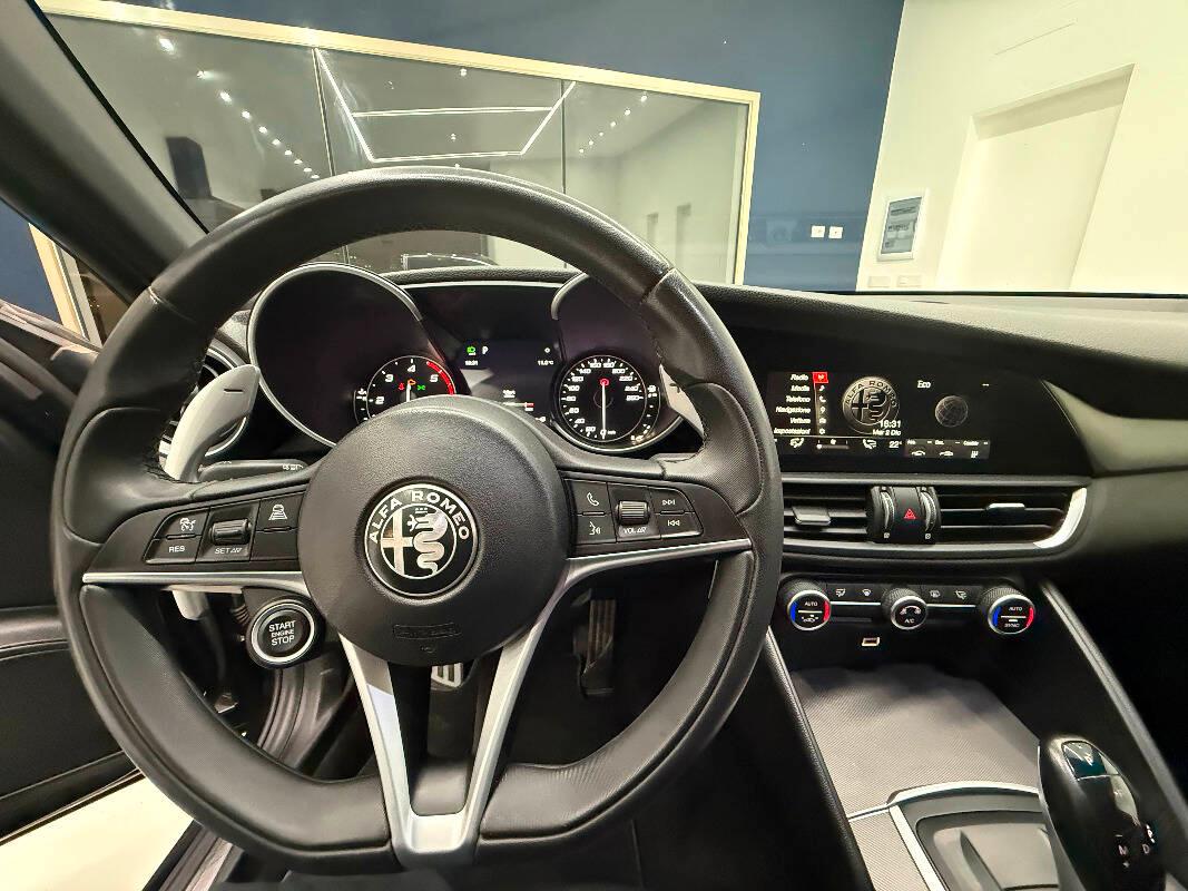 Alfa Romeo Giulia Alfa Romeo Giulia 2.2 Turbodiesel B-Tech 190 CV Automatica – 2019 FINANZIABILE