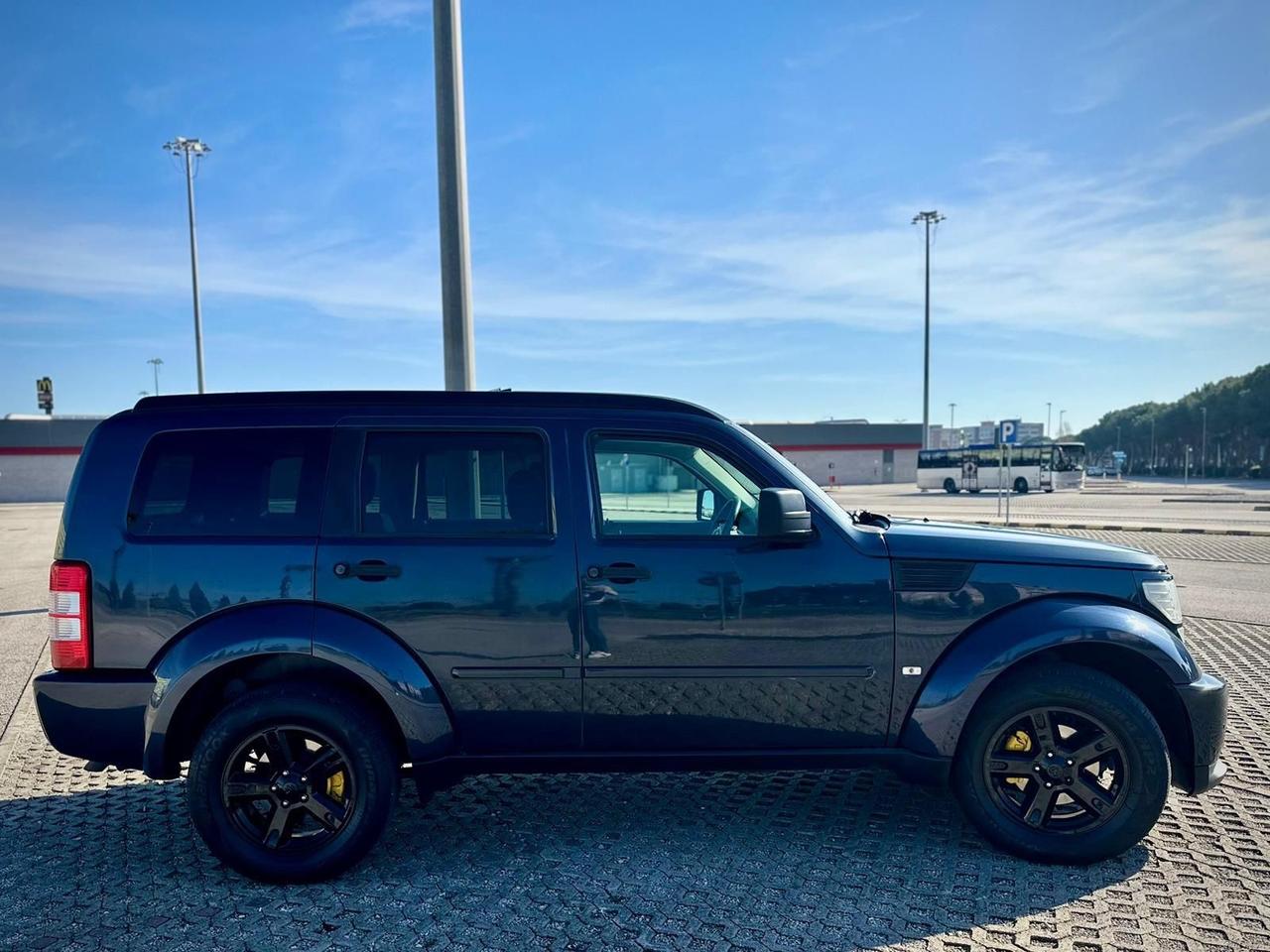 Dodge Nitro 2.8 CRD SXT 4WD Auto