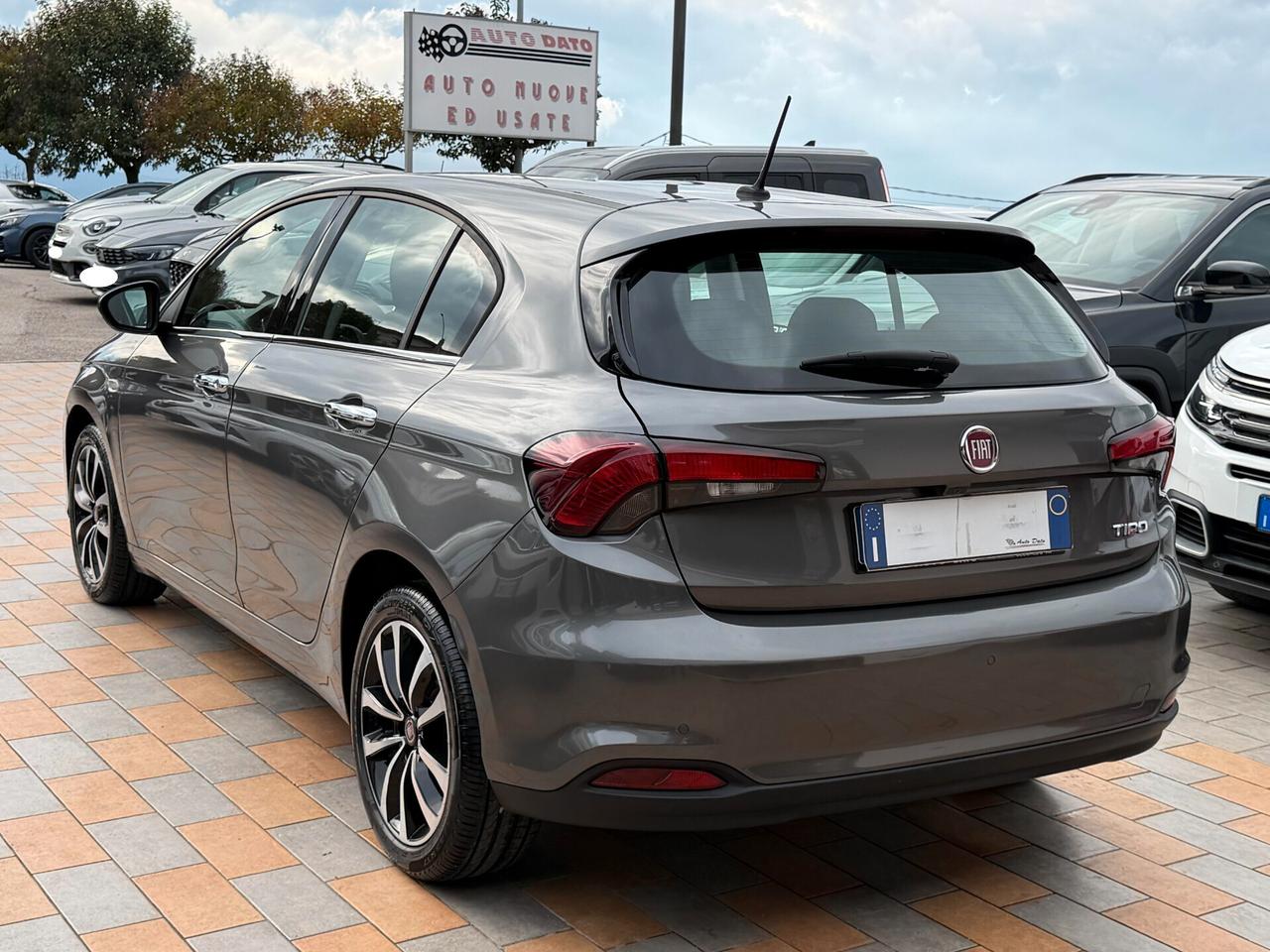 Fiat Tipo 1.6 M.JET 120 cv. 5 porte LOUNGE