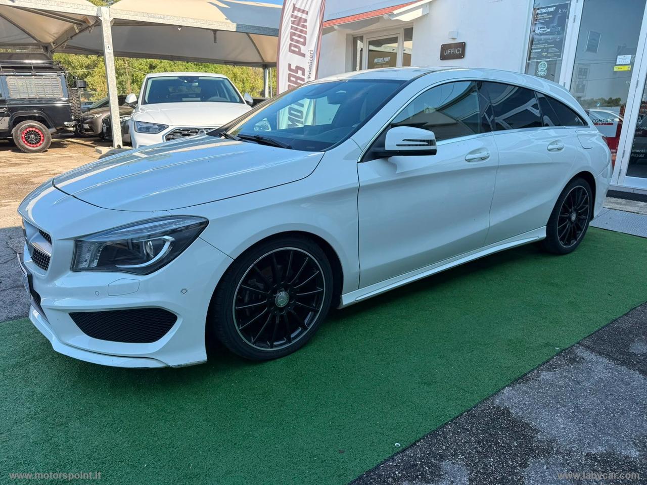 MERCEDES-BENZ CLA 200 d Automatic Premium Dark Night PER OPERATORI DEL SETTORE