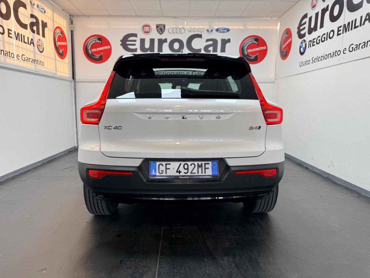 Volvo XC40 2.0 B4 mhev 197CV AWD Geartronic R-design 06/2021