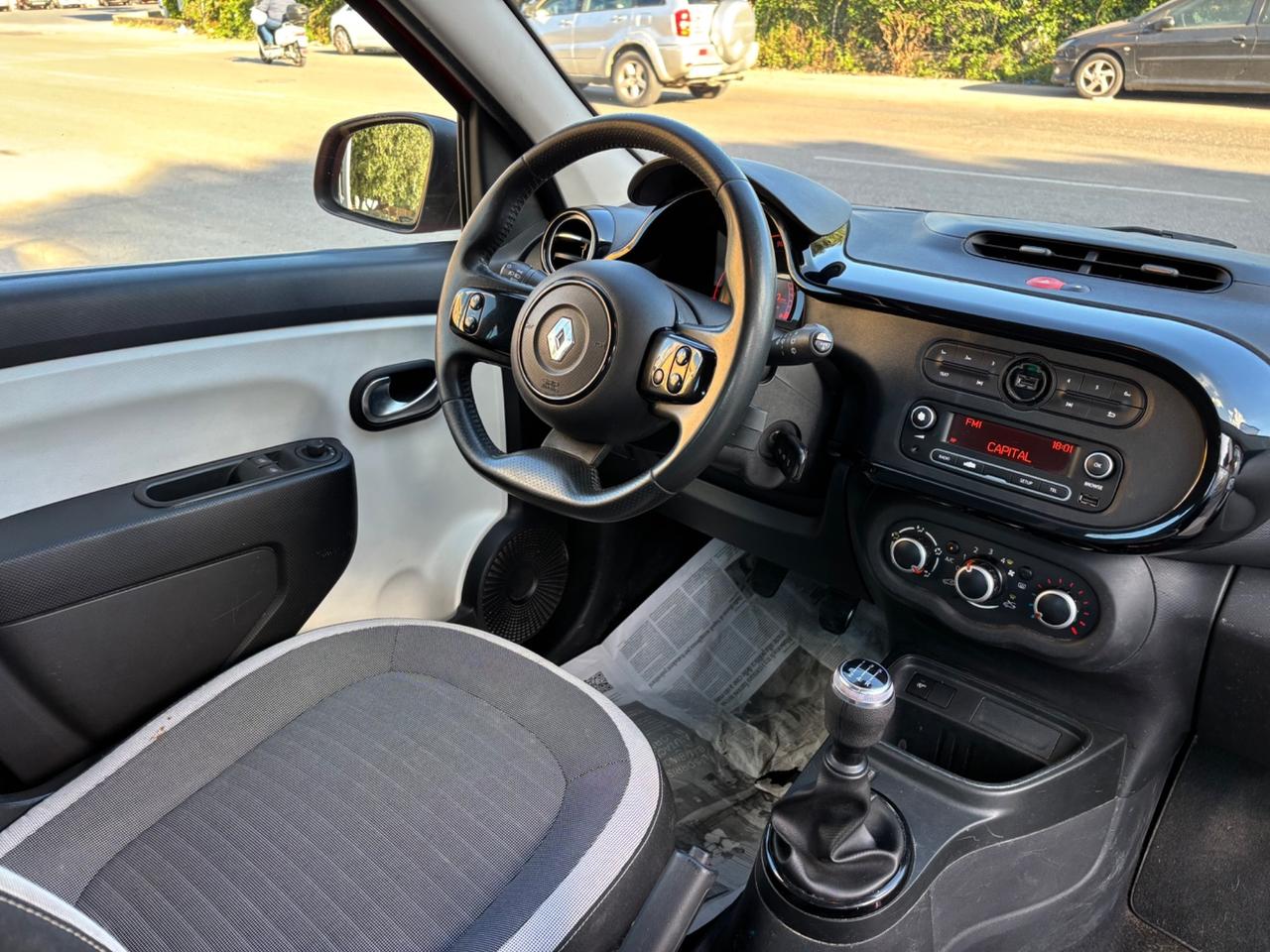Renault Twingo SCe 65 CV Duel2