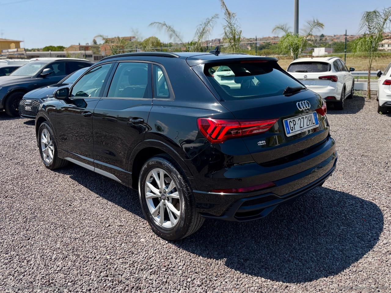 AUDI Q3 2.0TDI 150 S-tronic S-LINE NAVI FULL LED PELLE AUTOMATICA