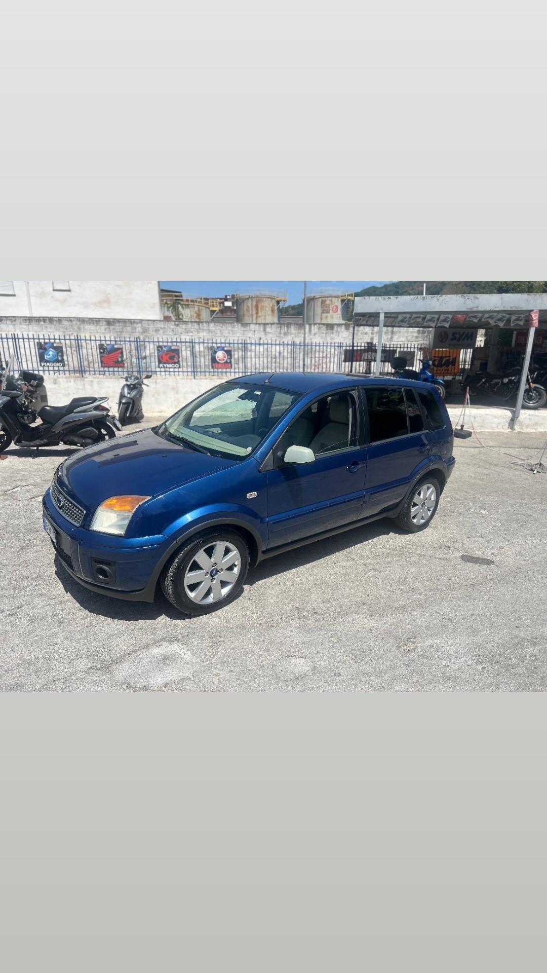 Ford Fusion 1.6 TDCi 5p. Collection
