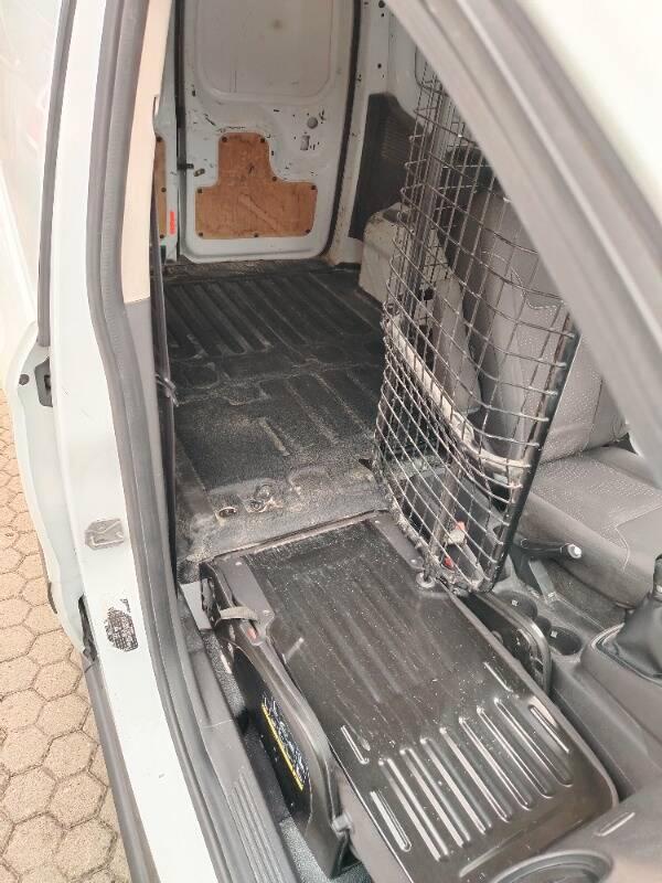 Ford Transit Courier 1.5 tdci 75cv Trend E5