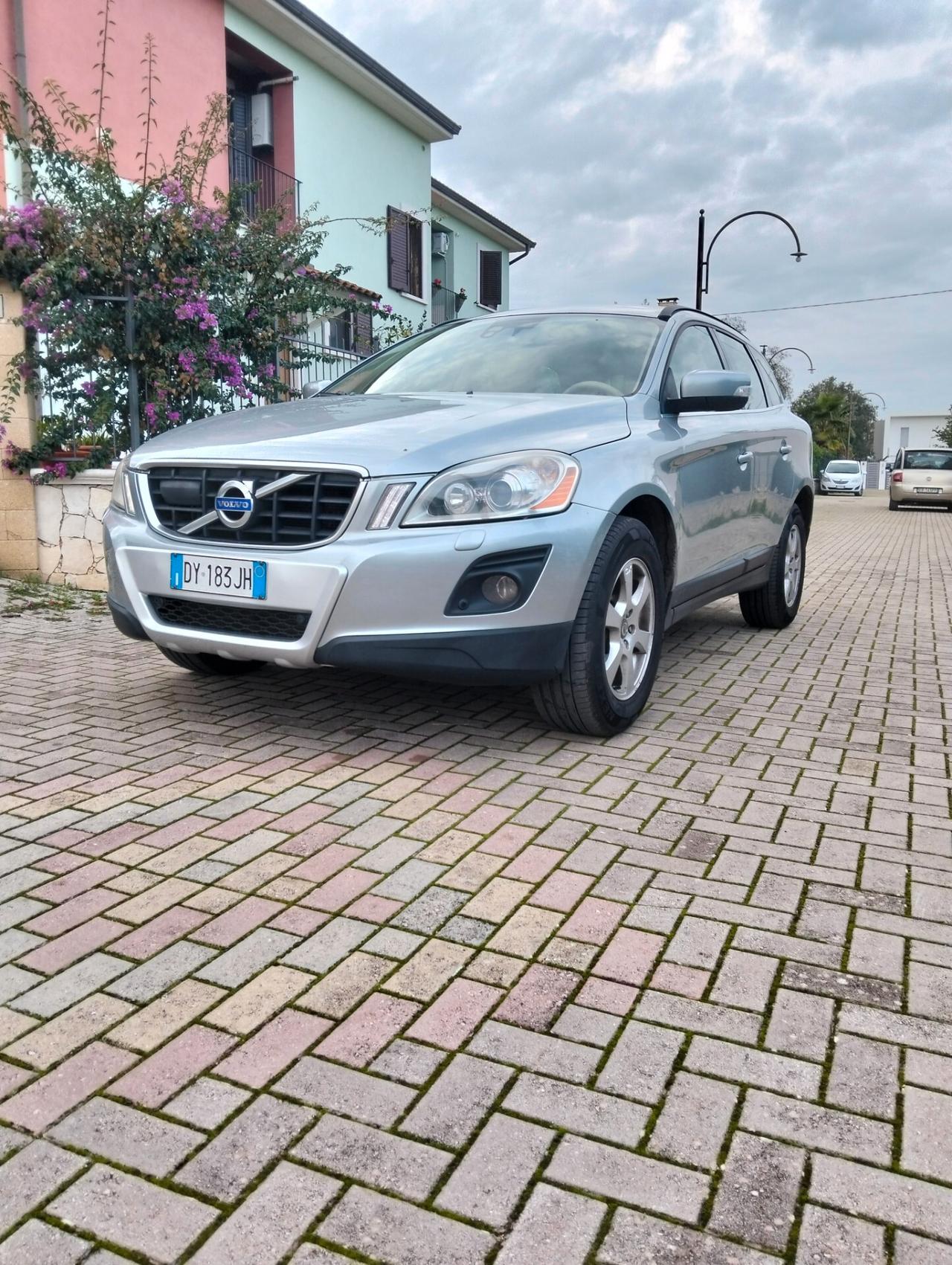 Volvo XC 60 XC60 D5 AWD Kinetic