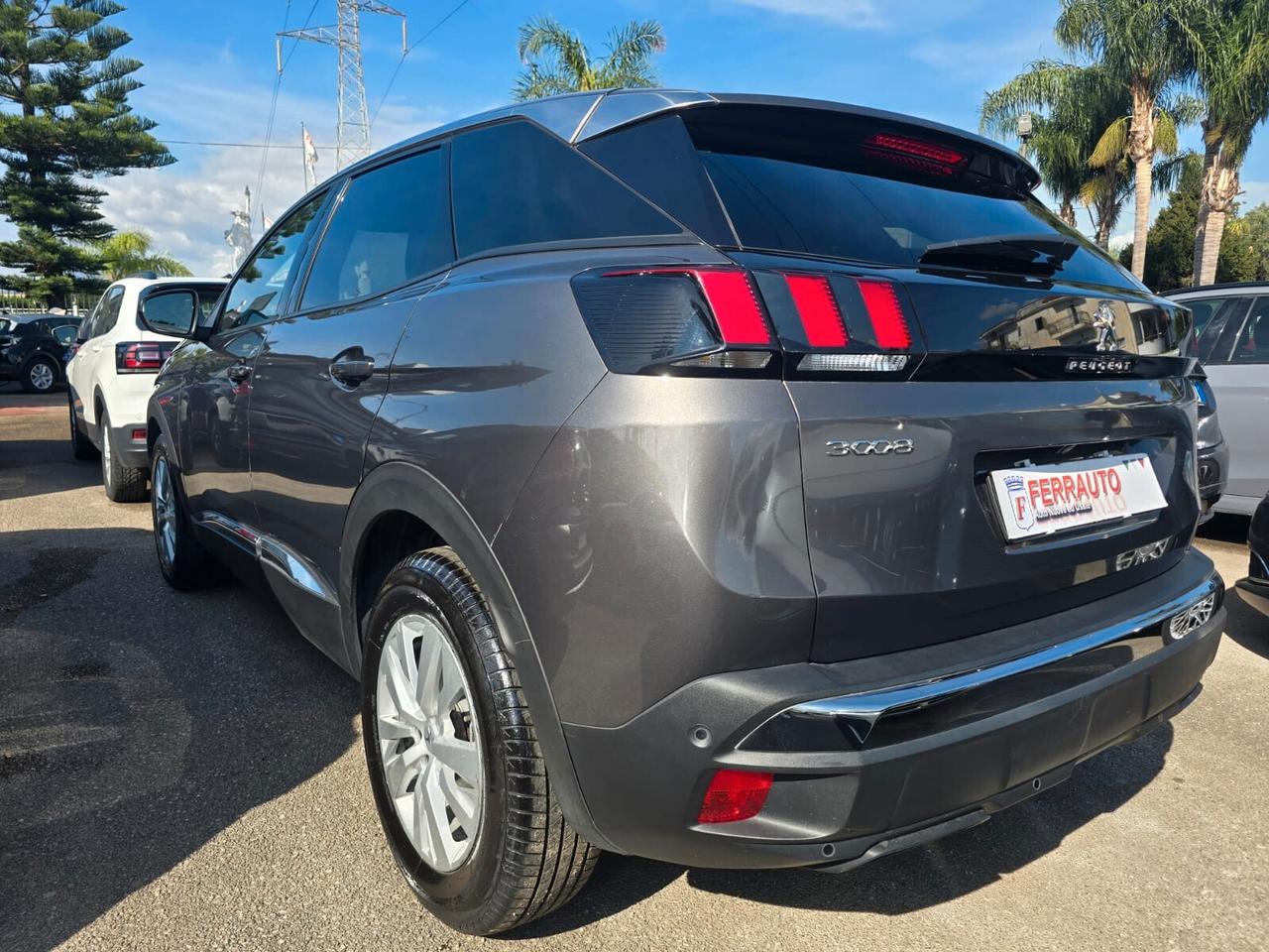 PEUGEOT 3008 EAT8 130CV ALLURE PACK FULL