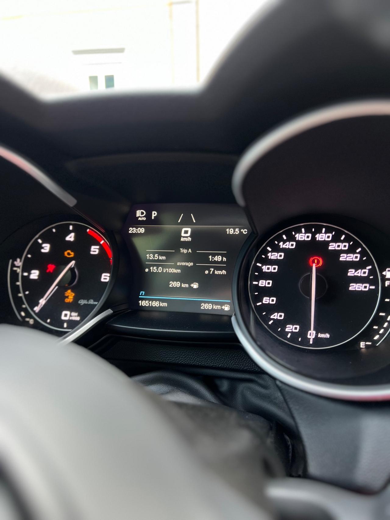 Alfa Romeo Stelvio 2.2 Turbodiesel 190 CV Q4 Sprint - TOTAL BLACK