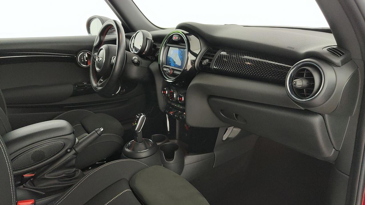 MINI Mini IV F56 2018 3p - Mini 3p 2.0 Cooper SD Hype auto