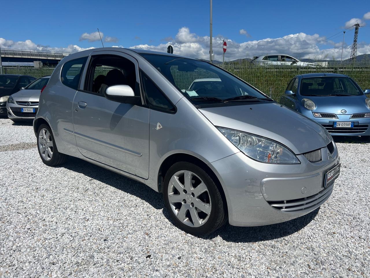 Mitsubishi Colt 1.1 12V 3p. Inform