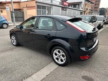 Ford Focus 1.6 TDCi (110CV) 5p. Tit. DPF