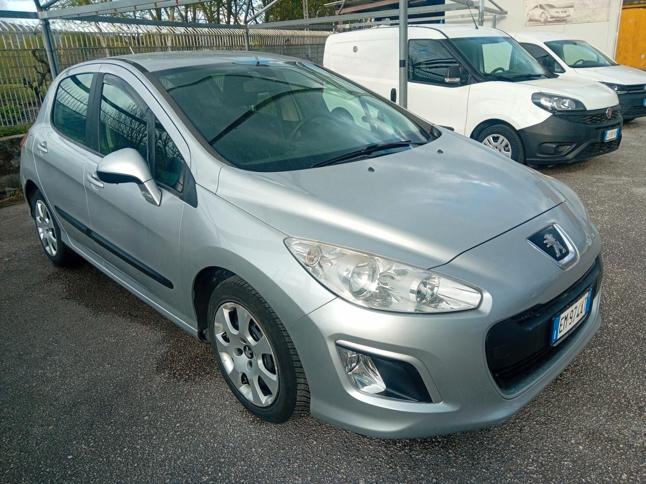 Peugeot 308 1.6 8V HDi 93CV 5p. Access