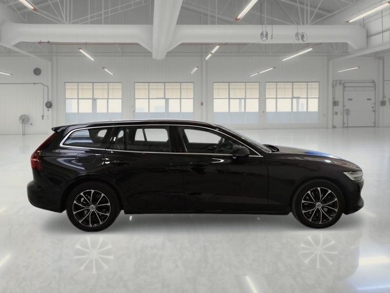 VOLVO V60 B4 D autom. Momentum Business Pro WAGON
