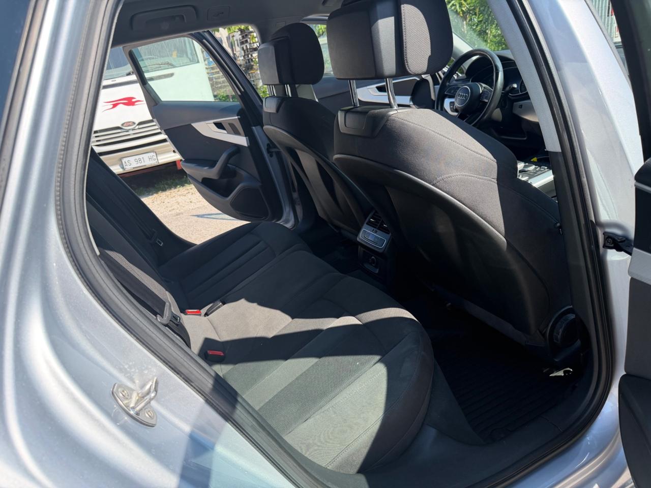 Audi A4 Avant 2.0 TFSI g-tron Business