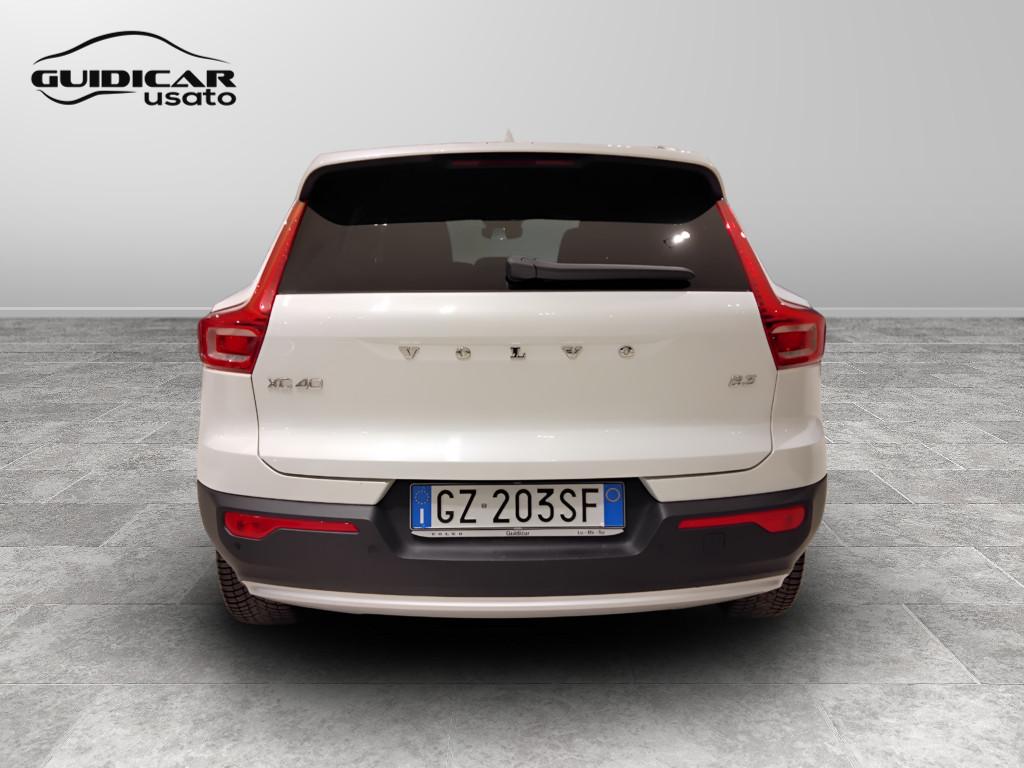 VOLVO XC40 2023 - XC40 2.0 b3 Core auto