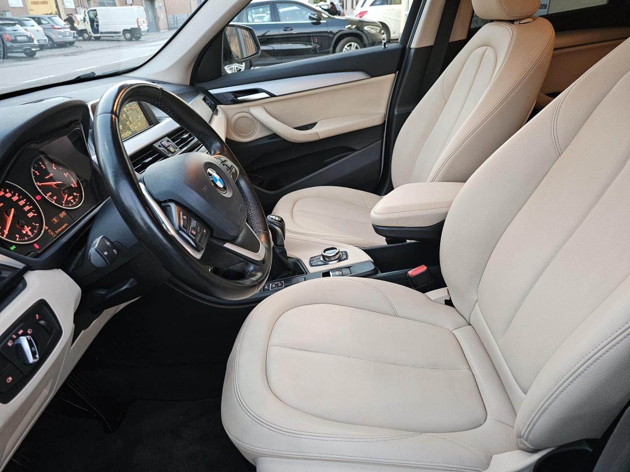 Bmw X1 sDrive16d 115cv Business*Pelle*Navi*Pdc*Bi-Xeno*Euro6