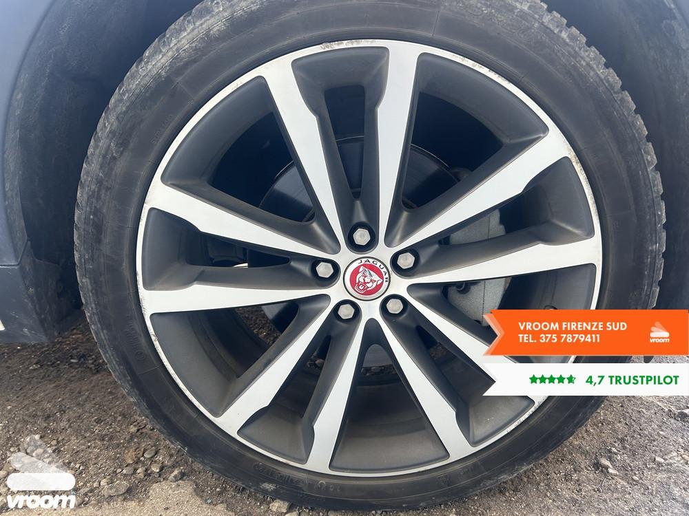 JAGUAR E-Pace (X540) E-Pace 2.0D 180 CV A...