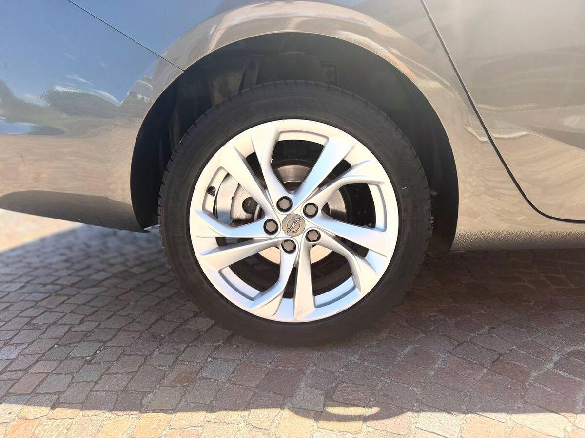 Opel Astra 1.4 t Innovation s&s 150cv auto my19