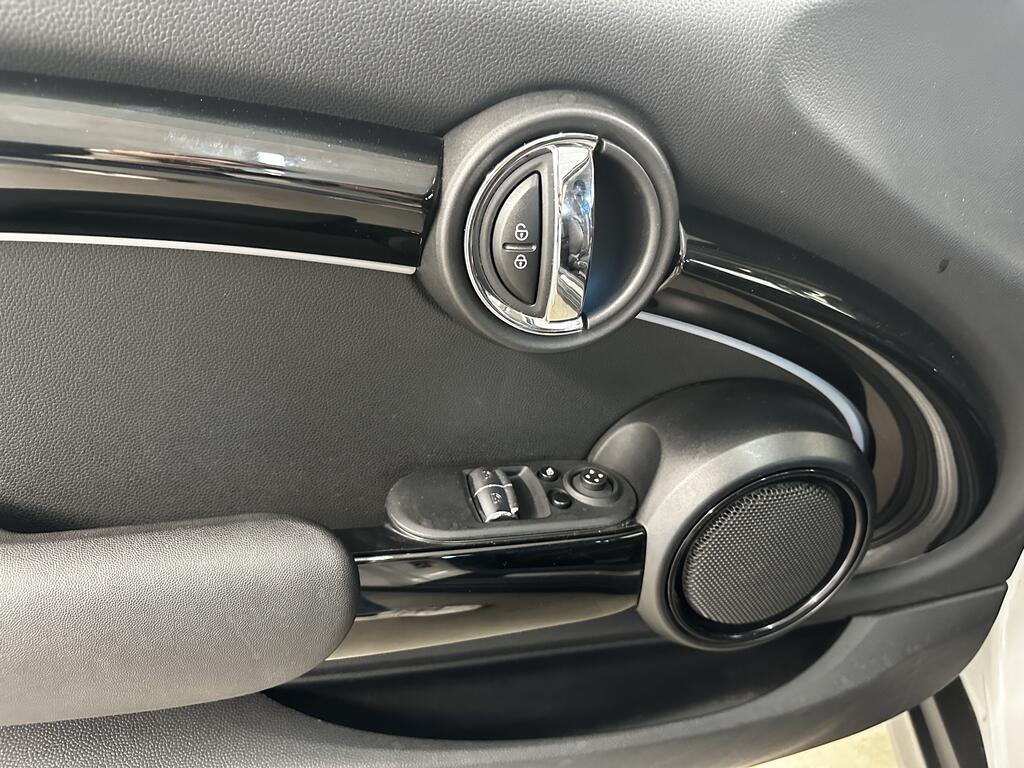 Mini Cooper SE 3p Classic auto