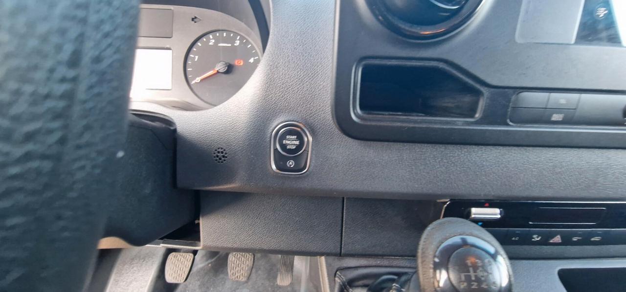 Mercedes Benz Sprinter passo medio tetto alto 150 cv trazione posteriore