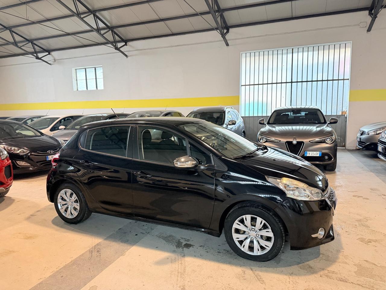 Peugeot 208 PureTech 82 5 porte Allure euro6