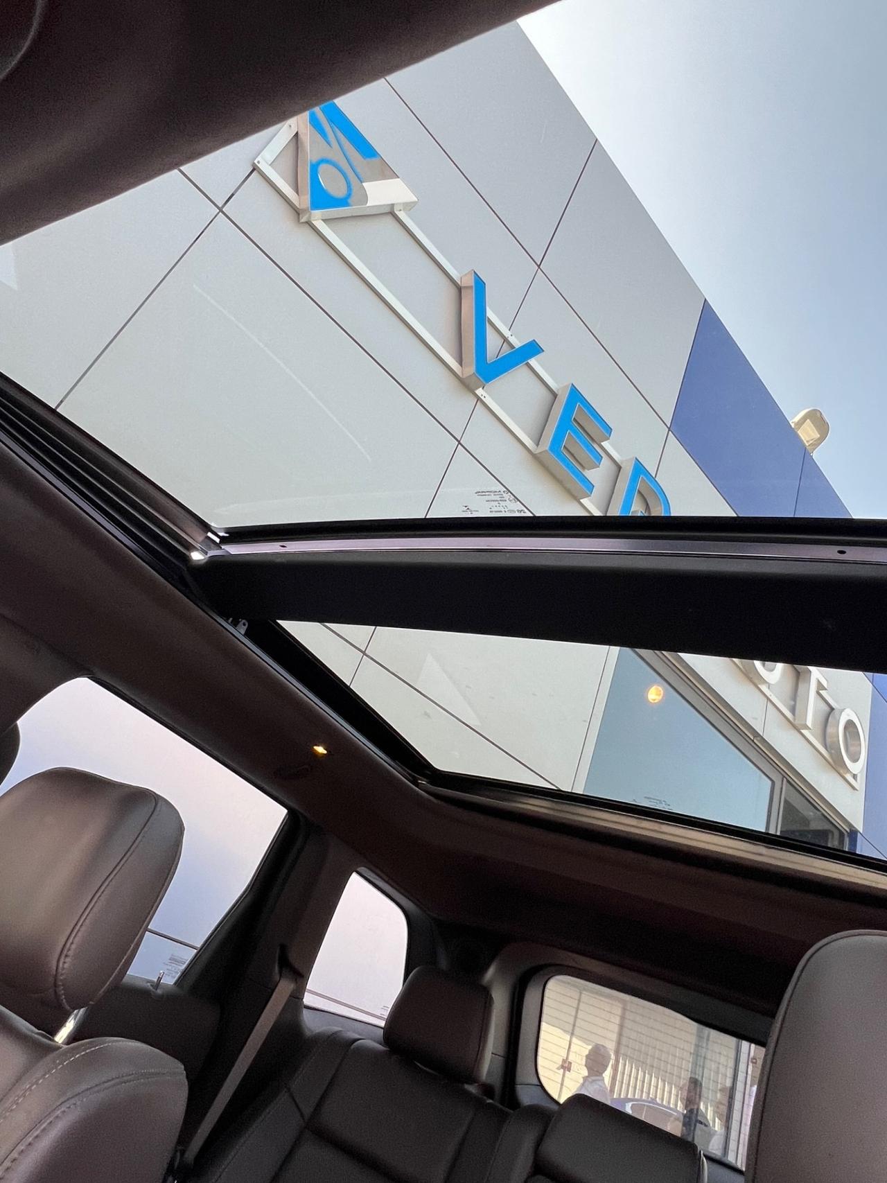 Jeep Grand Cherokee 3.0 V6 Summit possibilità noleggio no scoring