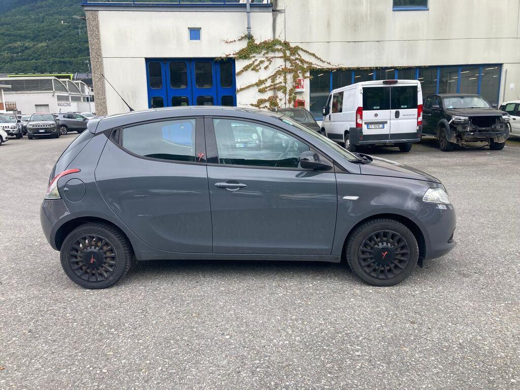 Lancia Ypsilon 1.2 8v Gold c/CL ecochic Gpl 69cv