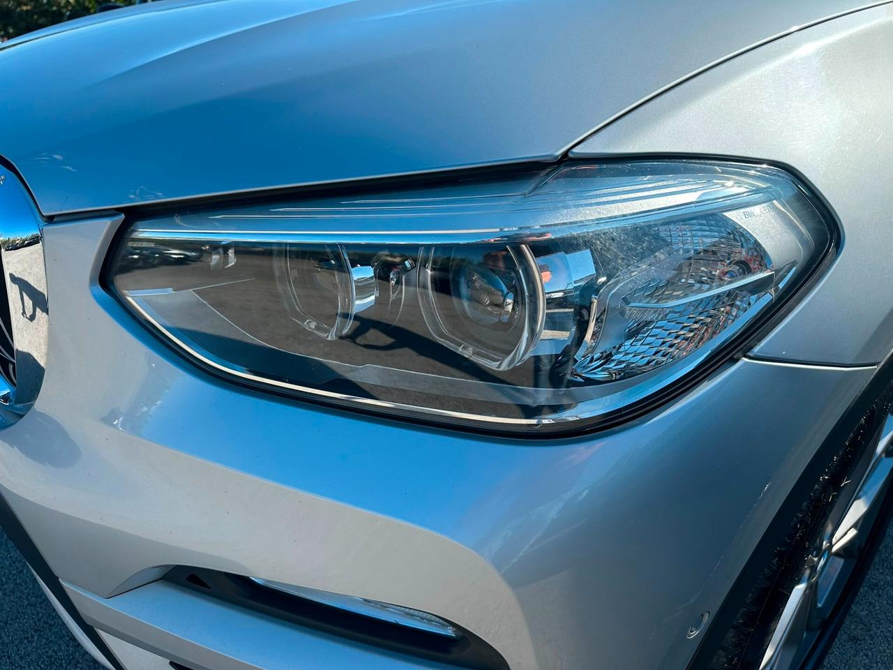 Bmw X3 XDRIVE Xline/ RETRO-CAMERA/ PELLE/ NEVI/ LED/ PRONTA CONSEGNA/ PROMO