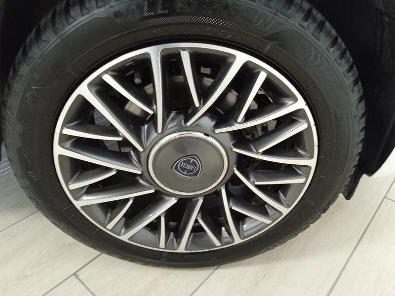 Lancia Ypsilon 3ª serie 1.2 69 CV 5 porte GPL Ecochic Silver